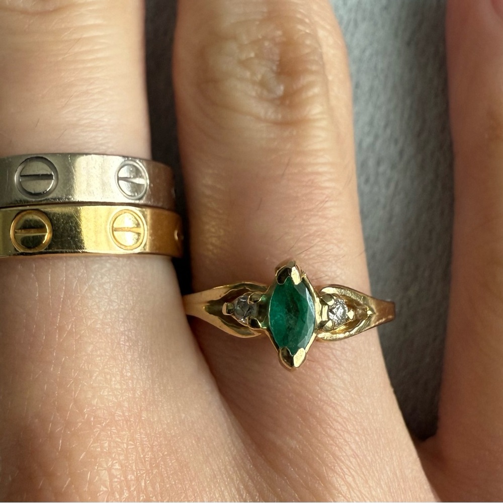 🚫SOLD🚫14K Solid Gold Emerald and Diamond Marquise Pinky Ring - Picture 4 of 10